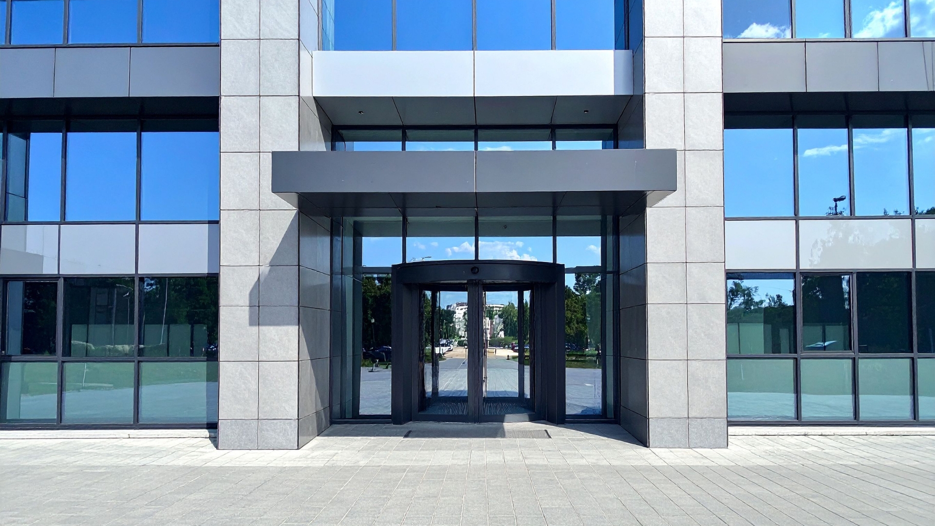 Top 10 Factors to Consider Before Choosing a Commercial Entry Door ...